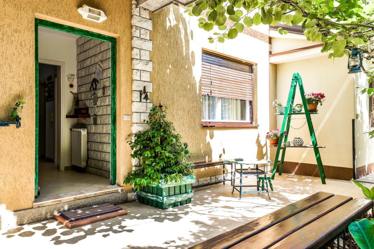 Apartment Dora Umag Buitenkant foto