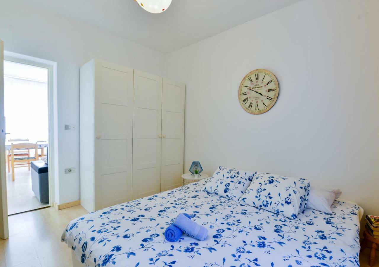 Apartment Dora Umag Buitenkant foto
