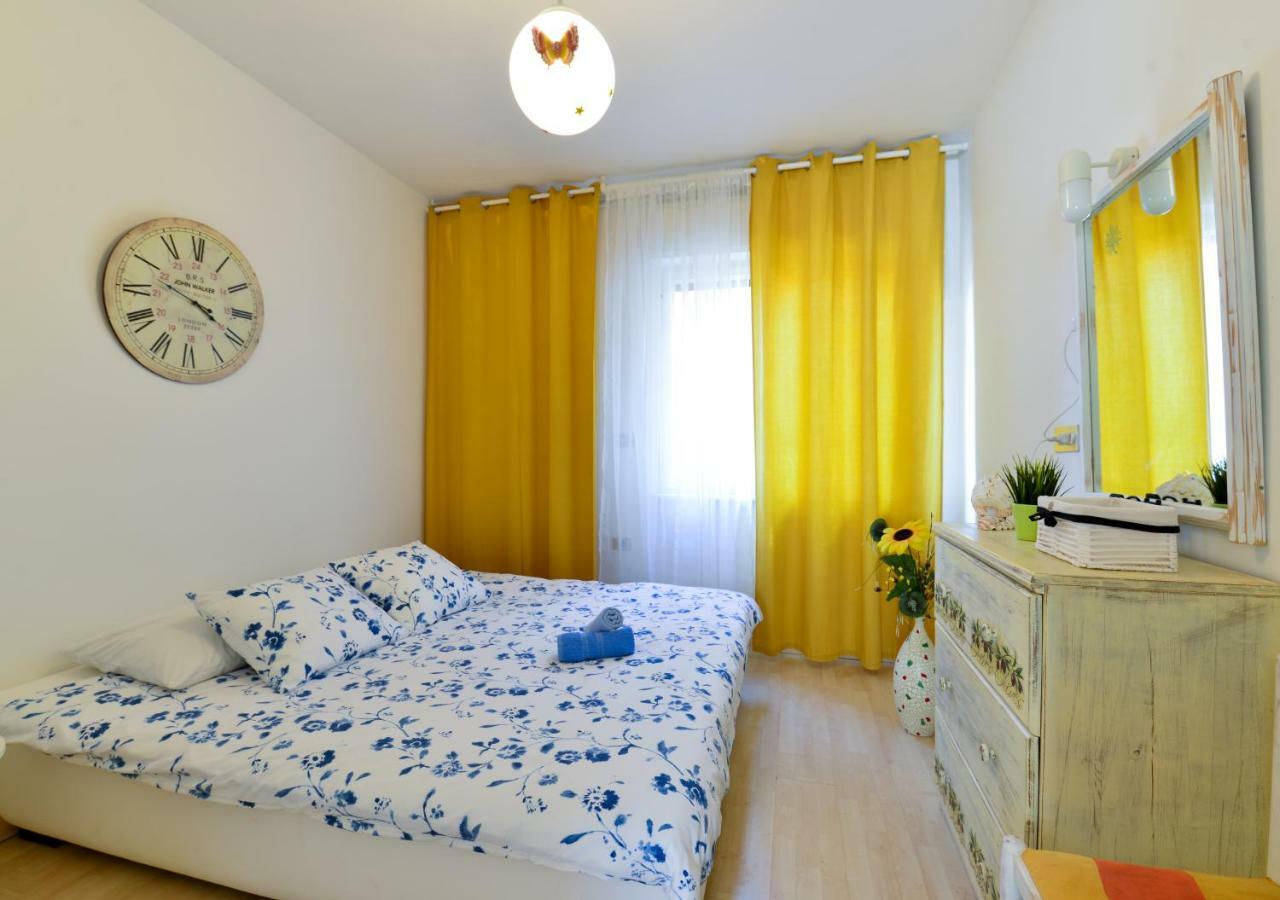 Apartment Dora Umag Buitenkant foto